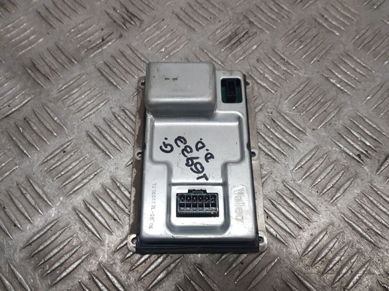 Recambio de centralita faro para peugeot 807 (eb_) 2.2 hdi referencia OEM IAM 89030461 89030461 