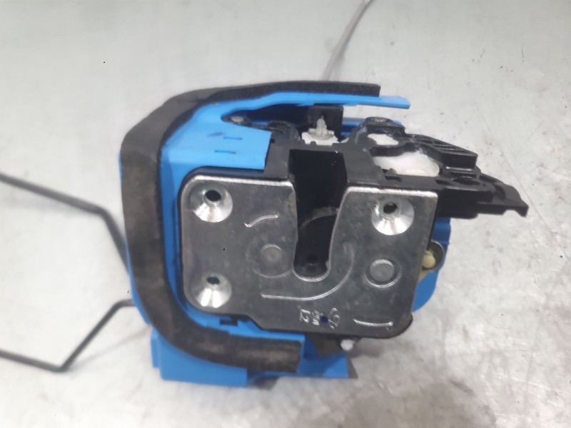 Recambio de cerradura puerta delantera izquierda para hyundai i10 iii (ac3, ai3) 1.0 mpi referencia OEM IAM 81310K7000  