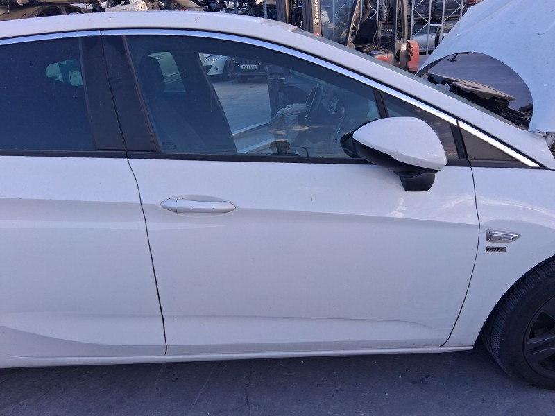 Recambio de puerta delantera derecha para opel astra k (b16) 1.6 cdti (68) referencia OEM IAM 39160868  