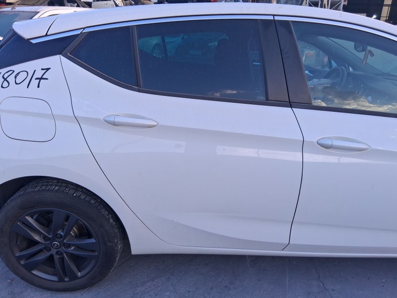Recambio de puerta trasera derecha para opel astra k (b16) 1.6 cdti (68) referencia OEM IAM 39094743  