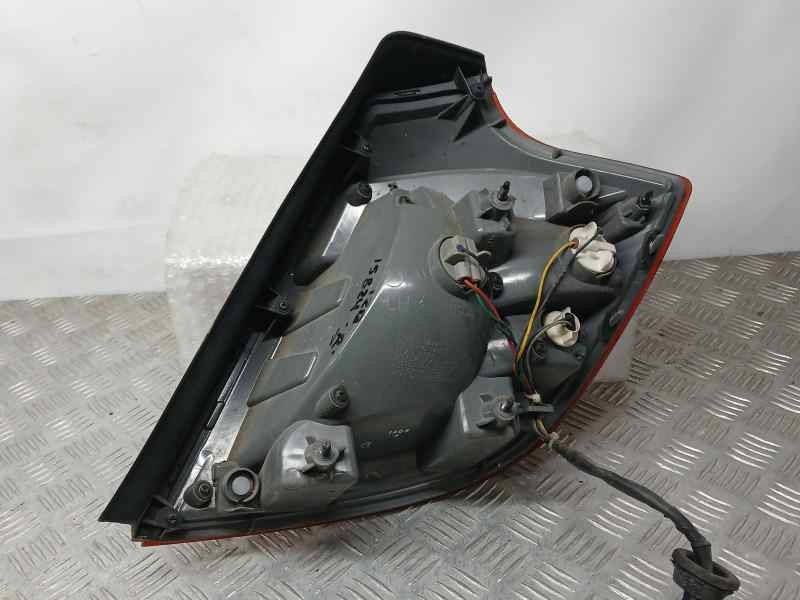 Recambio de piloto trasero izquierdo para kia cee´d active referencia OEM IAM 924011H0  ROZADO