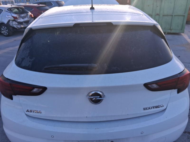 Recambio de porton trasero para opel astra k (b16) 1.6 cdti (68) referencia OEM IAM 39047564  