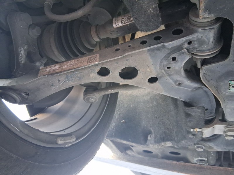 Recambio de brazo suspension inferior delantero derecho para opel astra k (b16) 1.6 cdti (68) referencia OEM IAM 39089345  