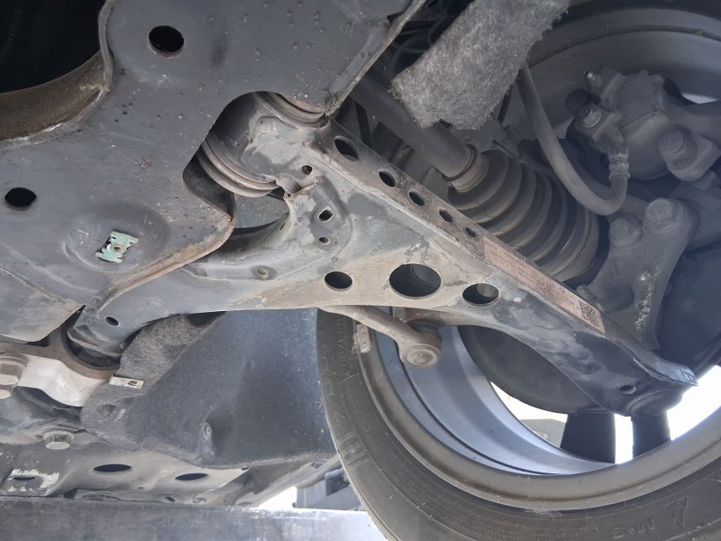Recambio de brazo suspension inferior delantero izquierdo para opel astra k (b16) 1.6 cdti (68) referencia OEM IAM 39089344  
