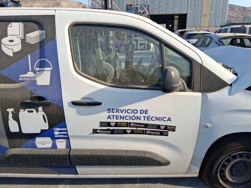 Recambio de puerta delantera derecha para peugeot partner furgoneta/monovolumen (k9) 1.5 bluehdi 100 referencia OEM IAM 98434889