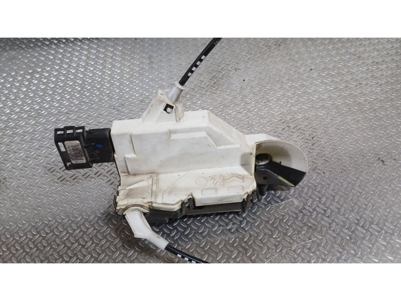 Recambio de cerradura puerta delantera izquierda para peugeot 308 i (4a_, 4c_) 1.6 16v referencia OEM IAM 9800616680  