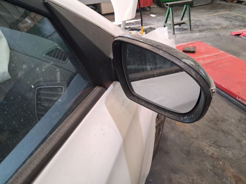 Recambio de retrovisor derecho para hyundai i20 ii (gb, ib) 1.0 t-gdi referencia OEM IAM 87620C8000  
