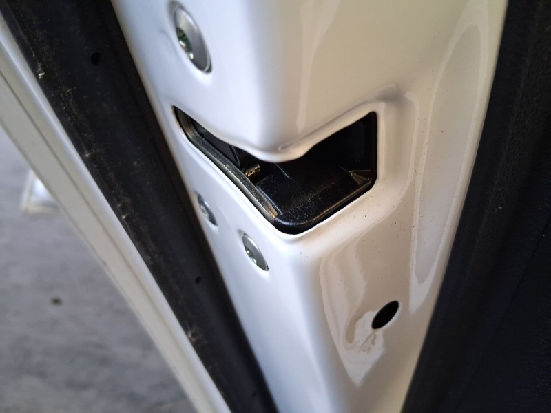 Recambio de cerradura puerta trasera izquierda para hyundai i20 ii (gb, ib) 1.0 t-gdi referencia OEM IAM 81410C8020  