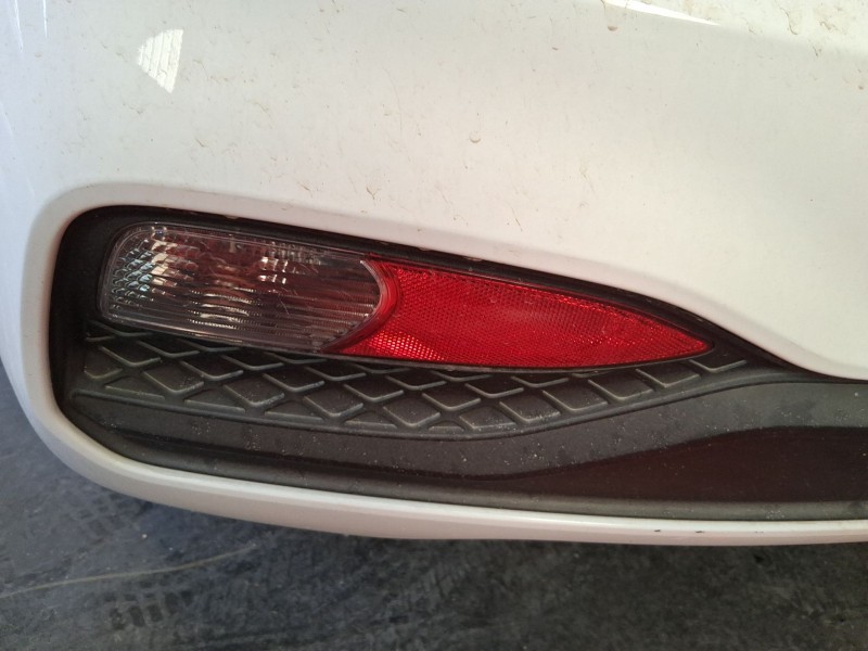 Recambio de piloto trasero izquierdo paragolpes para hyundai i20 ii (gb, ib) 1.0 t-gdi referencia OEM IAM   