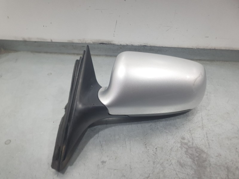 Recambio de retrovisor izquierdo para audi a3 (8l1) 1.9 tdi referencia OEM IAM 8D0858523FKZ ELECTRICO 