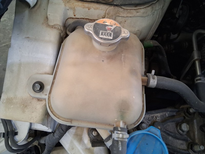 Recambio de deposito expansion para hyundai i20 ii (gb, ib) 1.0 t-gdi referencia OEM IAM 25431C8400  
