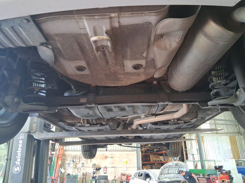 Recambio de puente trasero para hyundai i20 ii (gb, ib) 1.0 t-gdi referencia OEM IAM 55100C8100 DISCO C/ABS Y 4 TORNILLOS 