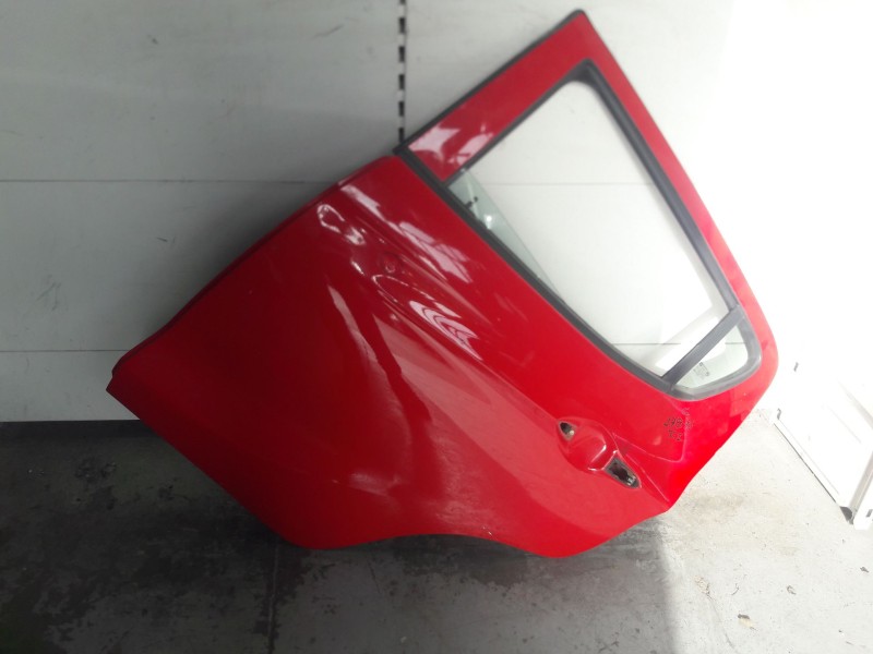 Recambio de puerta trasera izquierda para opel karl (c16) 1.0 referencia OEM IAM 42563937 TOCADA 