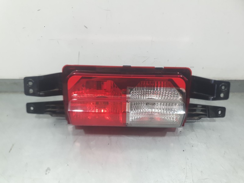 Recambio de piloto trasero central para kia stonic (yb) 1.0 t-gdi eco-dynamics+ referencia OEM IAM   