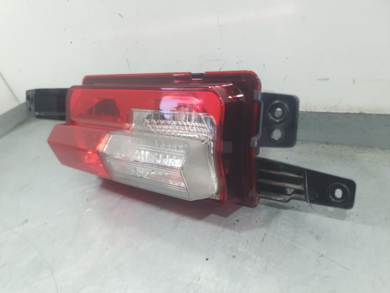 Recambio de piloto trasero central para kia stonic (yb) 1.0 t-gdi eco-dynamics+ referencia OEM IAM   
