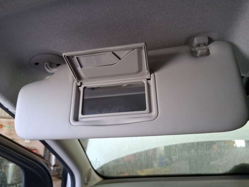 Recambio de parasol izquierdo para citroën c3 aircross ii (2r_, 2c_) 1.5 bluehdi 110 referencia OEM IAM YQ009835BJ  