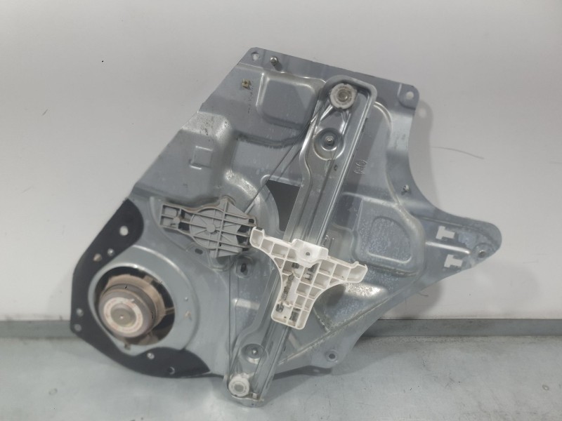 Recambio de elevalunas trasero izquierdo para kia sportage iii (sl) 2.0 crdi referencia OEM IAM 834703U020  