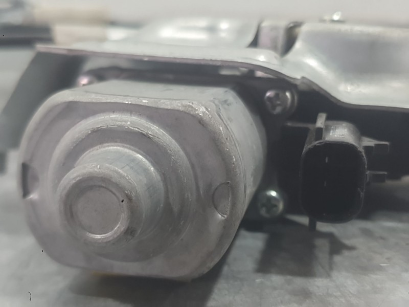 Recambio de elevalunas delantero izquierdo para ssangyong tivoli 1.6 referencia OEM IAM 7231135000  