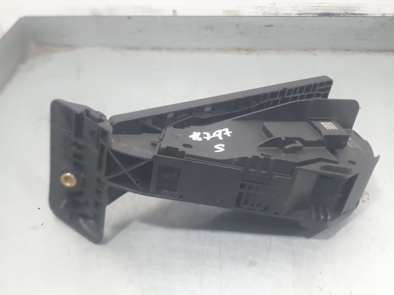 Recambio de potenciometro pedal para bmw x1 (u11) sdrive 18 i referencia OEM IAM 35406889824  