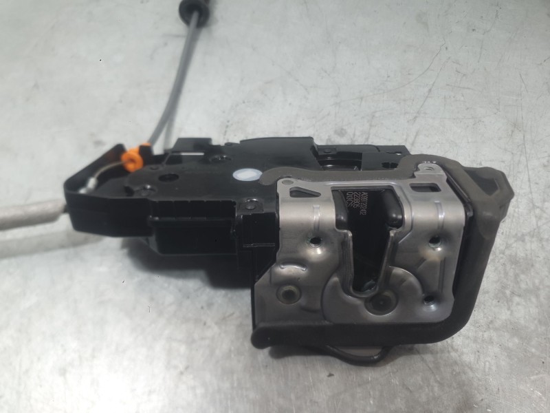 Recambio de cerradura puerta delantera derecha para mercedes-benz gla (h247) gla 200 d (247.712) referencia OEM IAM A0997203802 