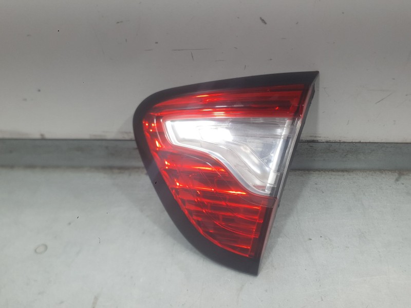 Recambio de piloto trasero derecho interior para renault captur i (j5_, h5_) 1.5 dci 90 referencia OEM IAM 265501712R  