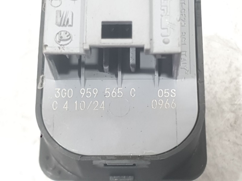 Recambio de mando retrovisor para seat leon (kl1, klg) 1.5 etsi referencia OEM IAM 3G0959565C  
