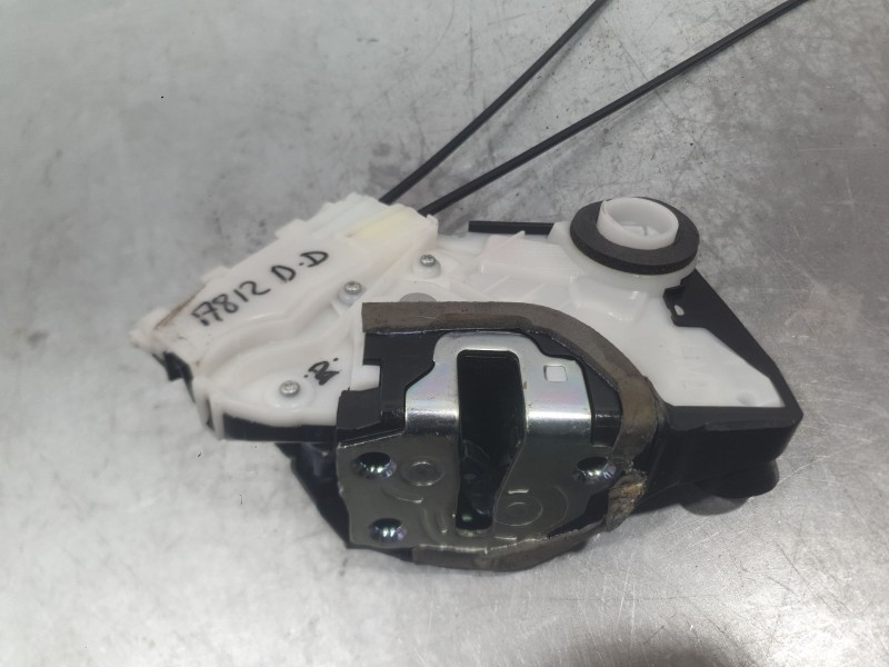 Recambio de cerradura puerta delantera derecha para toyota yaris (_p13_) 1.5 hybrid (nhp130_) referencia OEM IAM U3111130F3  