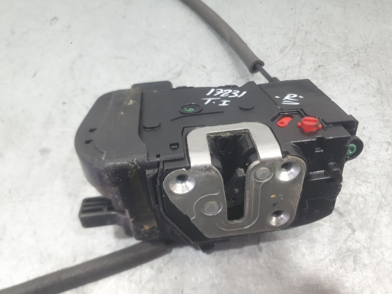 Recambio de cerradura puerta trasera izquierda para kia sportage iii (sl) 2.0 crdi referencia OEM IAM 814103U000  