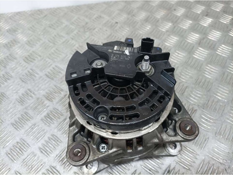 Recambio de alternador para nissan qashqai (j10) visia referencia OEM IAM 8200728292C 0124525140 BOSCH