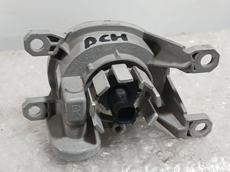 Recambio de faro antiniebla derecho para toyota corolla sedán (_e21_) 1.8 vvti hybrid (zwe211, mzea12) referencia OEM IAM 812110