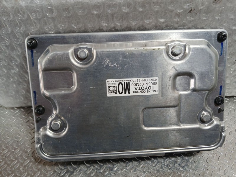 Recambio de centralita motor uce para toyota corolla sedán (_e21_) 1.8 vvti hybrid (zwe211, mzea12) referencia OEM IAM 8966602M0