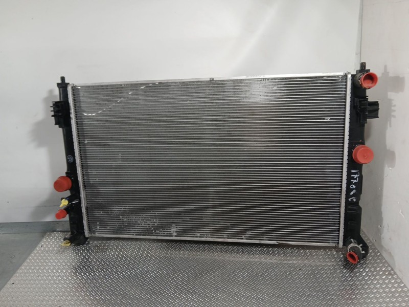 Recambio de radiador agua para toyota corolla sedán (_e21_) 1.8 vvti hybrid (zwe211, mzea12) referencia OEM IAM 164000T600  