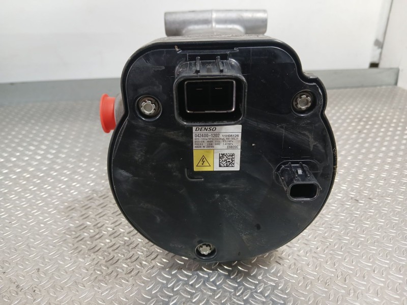 Recambio de compresor aire acondicionado para toyota corolla sedán (_e21_) 1.8 vvti hybrid (zwe211, mzea12) referencia OEM IAM 8