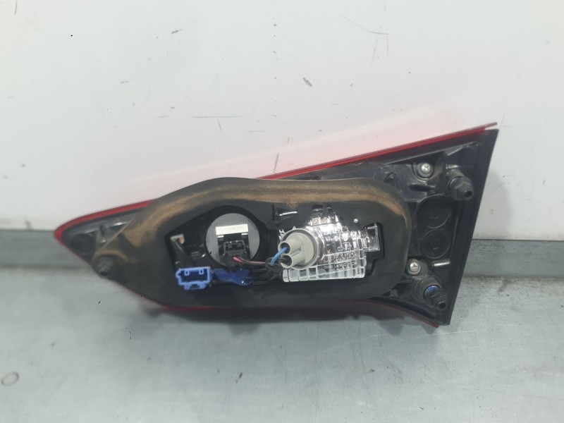 Recambio de piloto trasero izquierdo interior para toyota yaris (_p13_) 1.0 (ksp130) referencia OEM IAM   