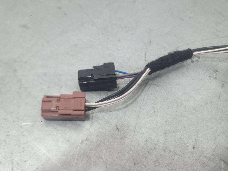 Recambio de retrovisor izquierdo para peugeot 2008 i (cu_) 1.2 thp 110 / puretech 110 referencia OEM IAM 1611240880 ELECTRICO 