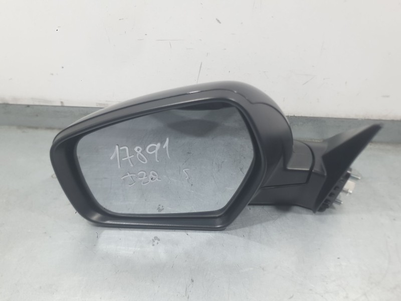 Recambio de retrovisor izquierdo para ssangyong tivoli 1.6 referencia OEM IAM 7895A35220  