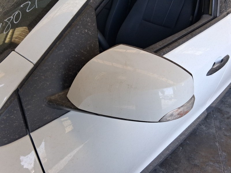 Recambio de retrovisor izquierdo para renault megane iii hatchback (bz0/1_, b3_) 1.5 dci referencia OEM IAM 963020180R ELECTRICO