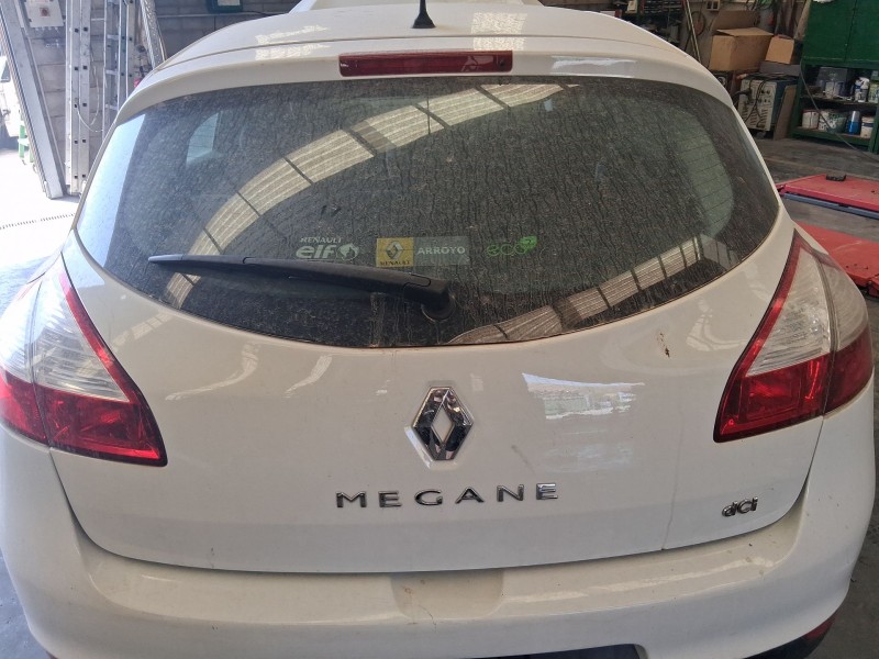 Recambio de porton trasero para renault megane iii hatchback (bz0/1_, b3_) 1.5 dci referencia OEM IAM 901002517R  