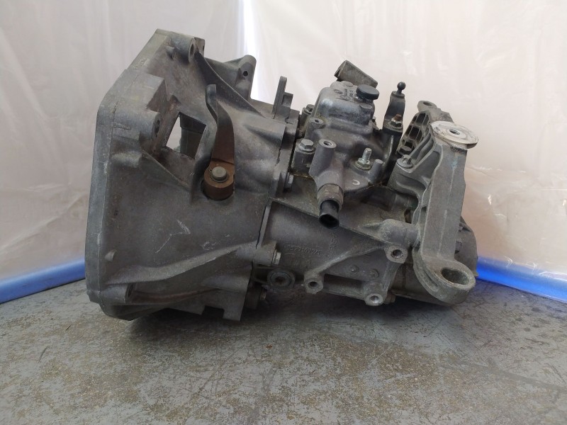 Recambio de caja cambios para fiat tipo hatchback (356_, 357_) 1.4 (356hxa1b) referencia OEM IAM 73503899 9133920774 
