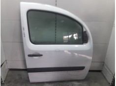 PUERTA DELANTERA DERECHA A4157204400 TOCADA 