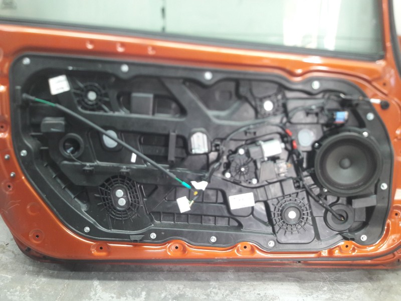 Recambio de elevalunas delantero izquierdo para kia cee´d (jd) 1.6 crdi 110 referencia OEM IAM 82471A2700  