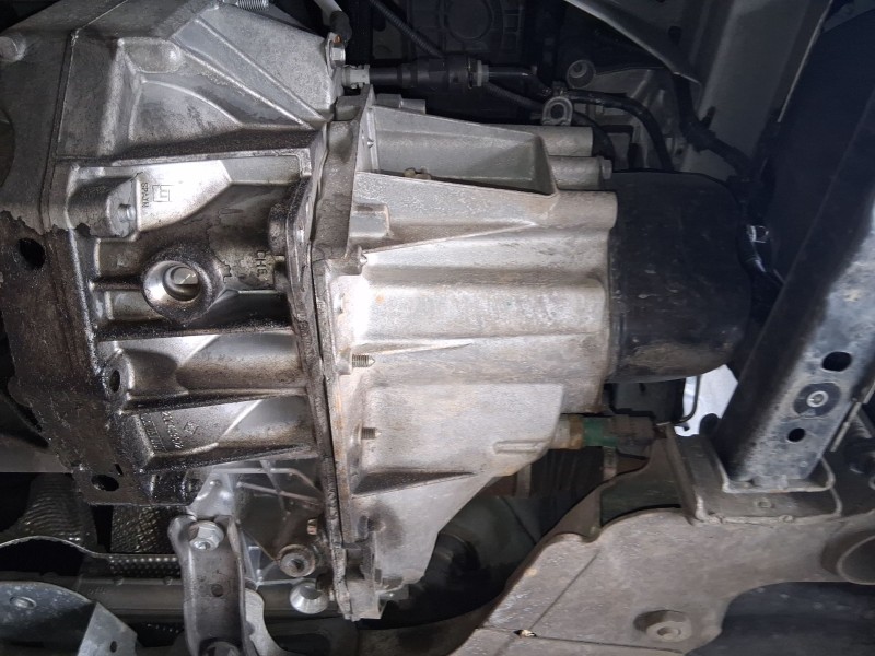 Recambio de caja cambios para renault megane iii hatchback (bz0/1_, b3_) 1.5 dci referencia OEM IAM JR5175 A062243 