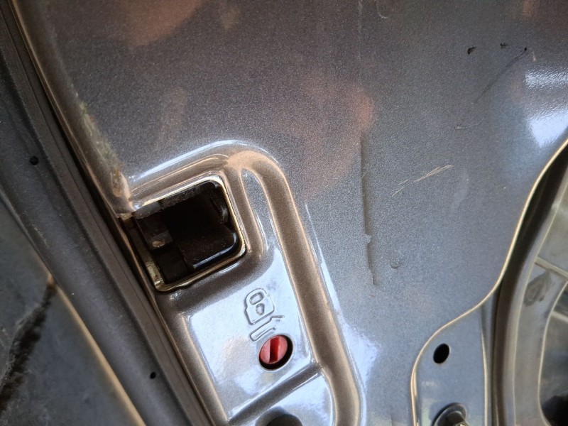 Recambio de cerradura puerta trasera izquierda para hyundai i40 i (vf) 1.7 crdi referencia OEM IAM 814103Z010  