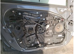 ELEVALUNAS DELANTERO IZQUIERDO 824713Z000 