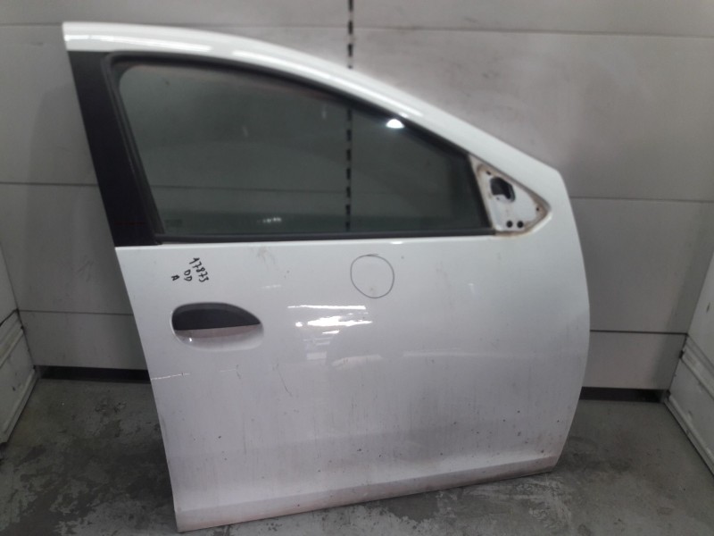 Recambio de puerta delantera derecha para dacia sandero ii (b8_) 1.5 blue dci 95 (b8jl) referencia OEM IAM 801008681R TOCADA 