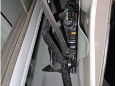CERRADURA PUERTA DELANTERA DERECHA 805027088R 