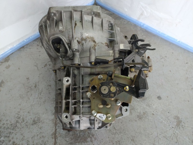 Recambio de caja cambios para ford focus i (daw, dbw) 1.8 tdci referencia OEM IAM 2S4R7002PA 1149180 T1GF2 041201 000522