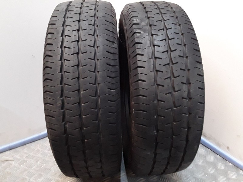 Recambio de neumatico pareja para neumaticos reutilizados - referencia OEM IAM 2156516C109107T OVATION 215/65/16C/109-107T