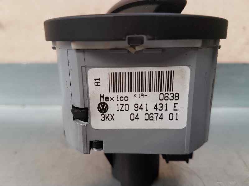 Recambio de mando luces para skoda octavia berlina (1z3) edition 100 referencia OEM IAM 1Z0941431E  
