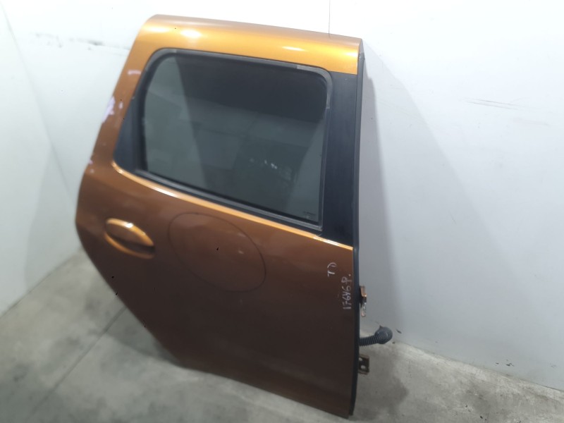 Recambio de puerta trasera derecha para dacia duster (hm_) 1.5 dci 115 4x4 (hmad) referencia OEM IAM 821009199R  